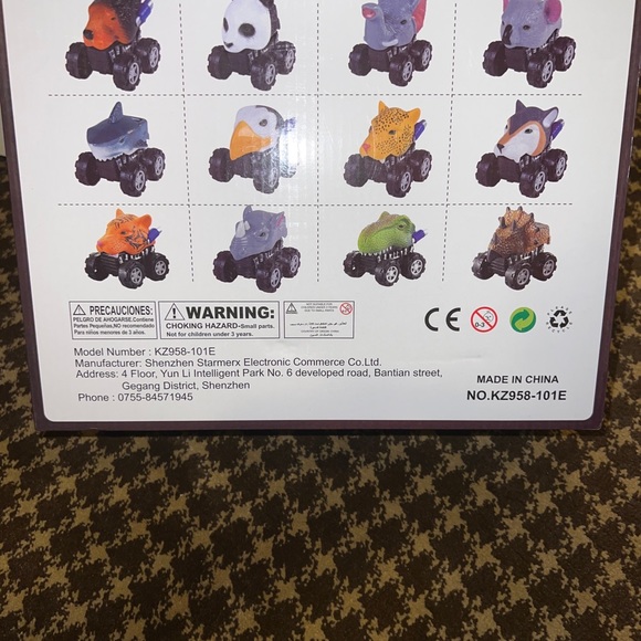 DINO RACING CAR WITH 8 DINOSAUR - Picture 3 of 3